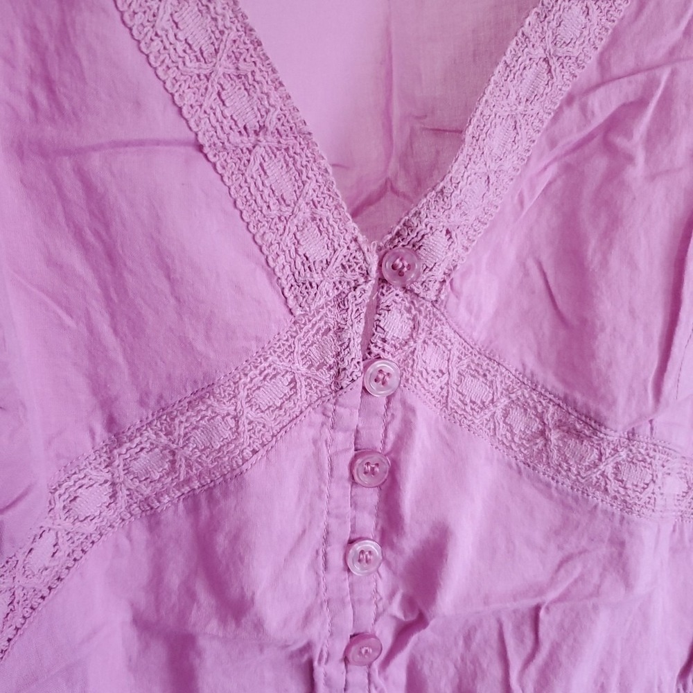 United Colors of Benetton Purple Crochet Lace Trim Button Front Tank Top Size M - Picture 14 of 16